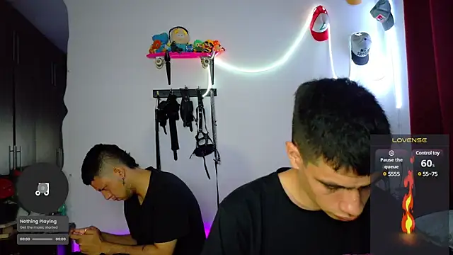 Nymphobuddies online show from 03.10.25