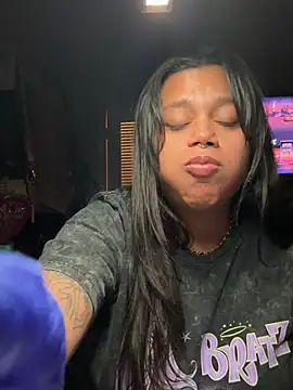 Snapshot of shyfr34k chatting on 03.05.25 shyfr34k online show from 03.05.25