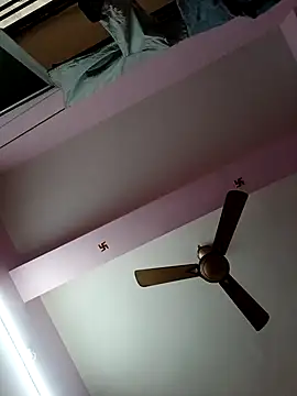 Snapshot of Cute-manisha chatting on 02.03.25 Cute-manisha online show from 02.03.25