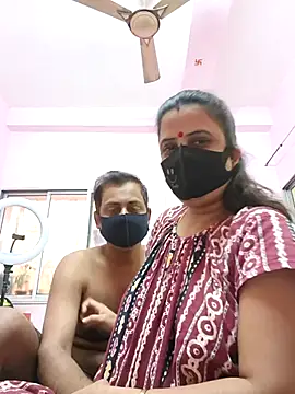 Snapshot of Cute-manisha chatting on 02.23.25 Cute-manisha online show from 02.23.25