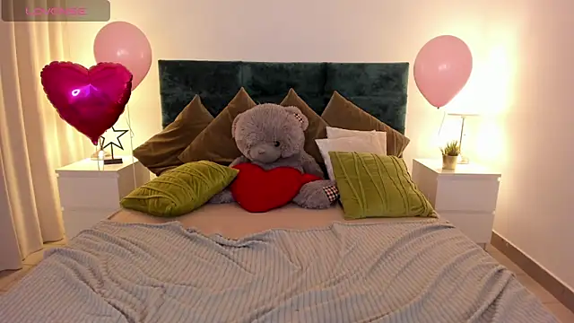 Snapshot of AmA_lia_ chatting on 03.06.25 AmA lia online show from 03.06.25