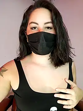 Snapshot of Aiunii1 chatting on 10.05.25 Aiunii1 online show from 10.05.25