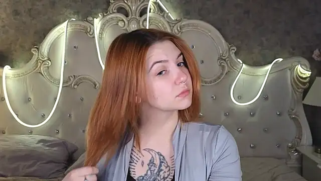 Melanie Stoun online show from 10.19.25