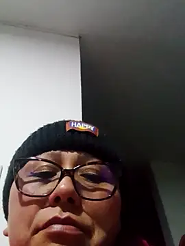 Snapshot of Darly_Gomez chatting on 02.28.25 Darly Gomez online show from 02.28.25