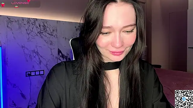 Snapshot of Misty_Rose chatting on 01.05.25 Misty Rose online show from 01.05.25