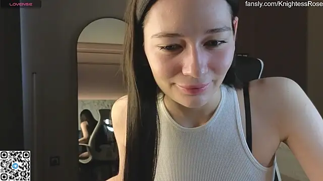 Snapshot of Misty_Rose chatting on 01.19.25 Misty Rose online show from 01.19.25