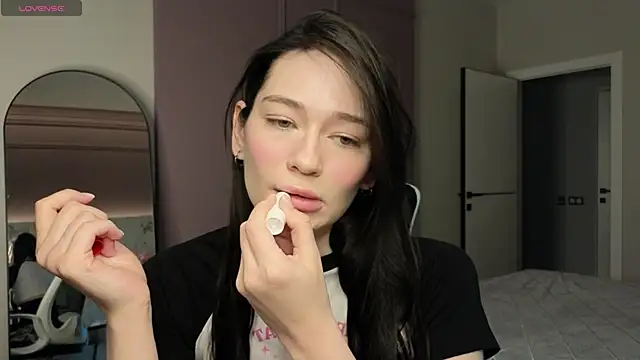 Snapshot of Misty_Rose chatting on 02.08.25 Misty Rose online show from 02.08.25
