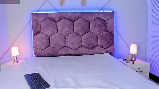 Snapshot of aggy_castel chatting on 01.23.25 aggy castel online show from 01.23.25