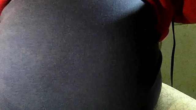 Snapshot of angel0_voglioso chatting on 01.05.25 angel0 voglioso online show from 01.05.25