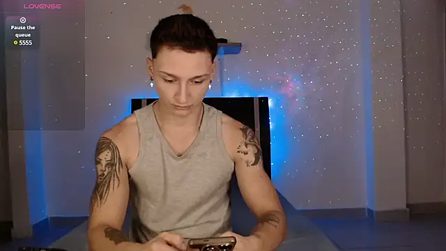 Snapshot of arthurphoenix_ chatting on 01.05.25 arthurphoenix online show from 01.05.25