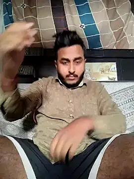 Snapshot of Rainted_Boyfriend_00x chatting on 12.25.24 Rainted Boyfriend 00x online show from 12.25.24