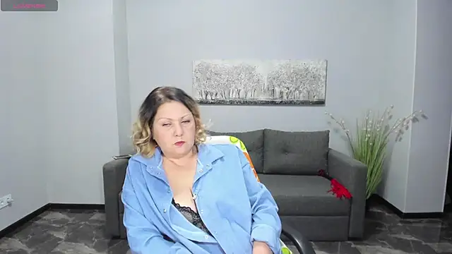 Snapshot of Milana_Blake chatting on 01.13.25 Milana Blake online show from 01.13.25