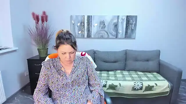 Snapshot of Milana_Blake chatting on 03.11.25 Milana Blake online show from 03.11.25