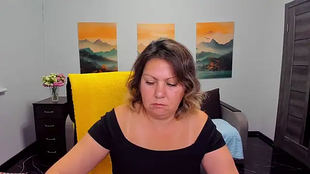 Snapshot of Milana_Blake chatting on 10.01.25 Milana Blake online show from 10.01.25