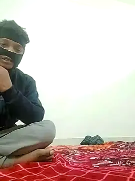 Snapshot of ascuple chatting on 01.08.25 ascuple online show from 01.08.25