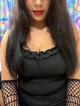 Snapshot of ascuple chatting on 10.16.25 ascuple online show from 10.16.25