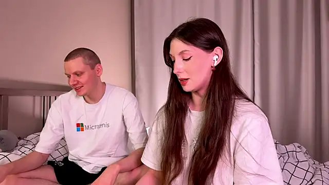 Snapshot of eternal_dream_ chatting on 12.10.24 eternal dream online show from 12.10.24