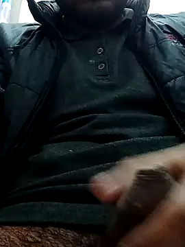 Snapshot of shadowman_xxx chatting on 12.18.24 shadowman xxx online show from 12.18.24