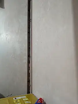 Snapshot of officiallonda01 chatting on 10.28.25 officiallonda01 online show from 10.28.25