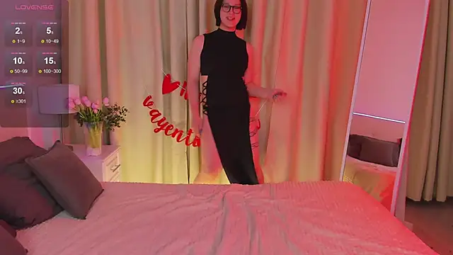 Nicole Cidman online show from 02.13.25