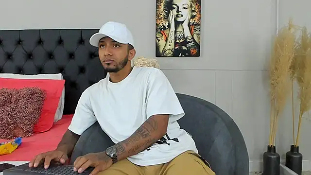 Snapshot of Robin_Rief chatting on 03.23.25 Robin Rief online show from 03.23.25