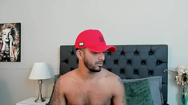 Snapshot of Robin_Rief chatting on 09.21.25 Robin Rief online show from 09.21.25