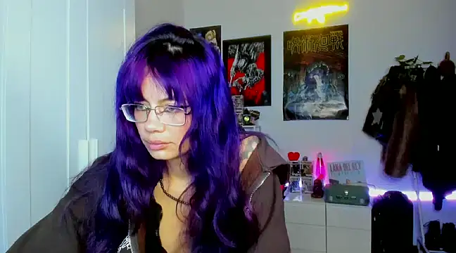 Snapshot of _sakae_ chatting on 01.24.25 sakae online show from 01.24.25