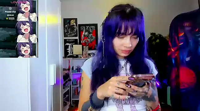 Snapshot of _sakae_ chatting on 02.05.25 sakae online show from 02.05.25