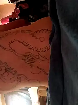 Snapshot of frotasso chatting on 12.22.24 frotasso online show from 12.22.24