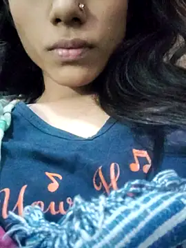 Snapshot of Babby_girl08 chatting on 11.07.25 Babby girl08 online show from 11.07.25