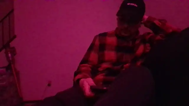 Snapshot of cmichaelxxx chatting on 12.21.24 cmichaelxxx online show from 12.21.24