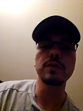 Snapshot of cmichaelxxx chatting on 01.12.25 cmichaelxxx online show from 01.12.25