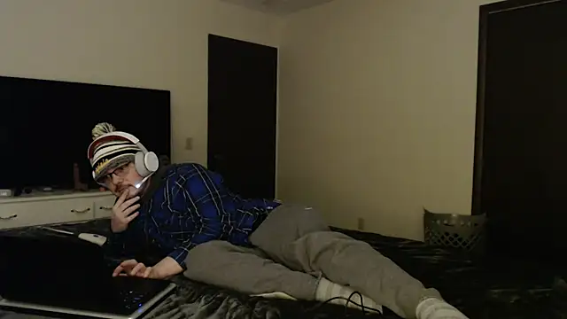 Snapshot of cmichaelxxx chatting on 01.14.25 cmichaelxxx online show from 01.14.25