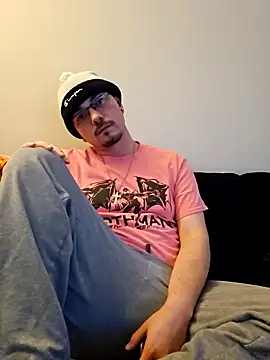 Snapshot of cmichaelxxx chatting on 01.14.25 cmichaelxxx online show from 01.14.25