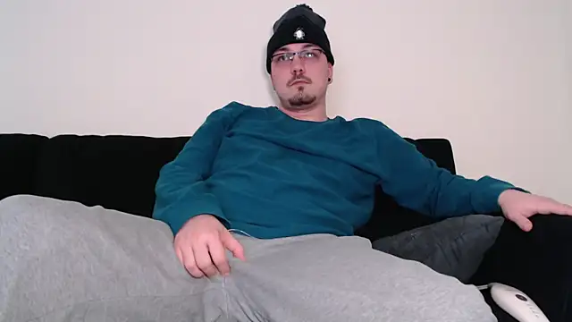 Snapshot of cmichaelxxx chatting on 02.22.25 cmichaelxxx online show from 02.22.25