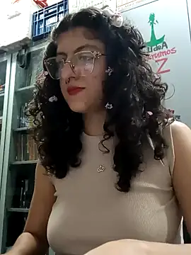 Snapshot of LoveElectra chatting on 02.06.25 LoveElectra online show from 02.06.25