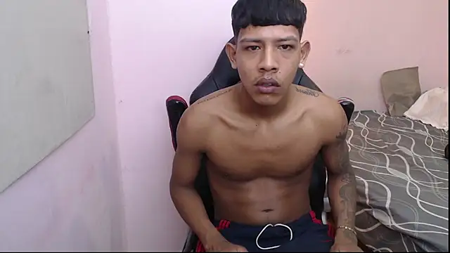 Snapshot of mr_stiven_ chatting on 01.14.25 mr stiven  online show from 01.14.25