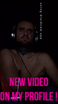 Snapshot of HappyZebra13 chatting on 12.30.24 HappyZebra13 online show from 12.30.24