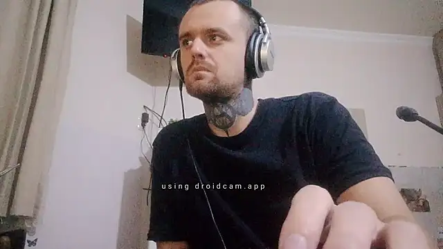 Snapshot of HappyZebra13 chatting on 01.11.25 HappyZebra13 online show from 01.11.25