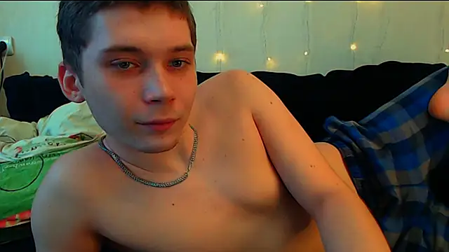 Snapshot of __sugarrebit chatting on 12.19.24   sugarrebit online show from 12.19.24