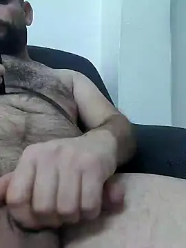 Snapshot of mertBy chatting on 12.16.24 mertBy online show from 12.16.24