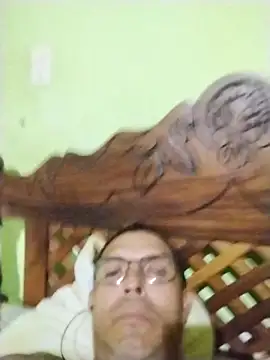 Snapshot of Alex011277 chatting on 10.24.25 Alex011277 online show from 10.24.25