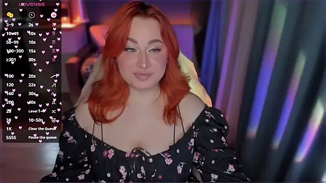 Snapshot of Flower_Camellia77 chatting on 03.10.25 Flower Camellia77 online show from 03.10.25