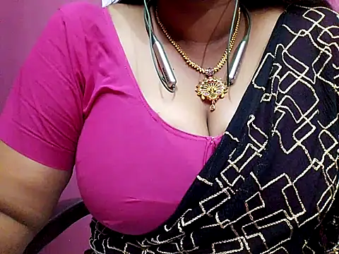 Snapshot of Tamilsathya2024 chatting on 03.07.25 Tamilsathya2024 online show from 03.07.25