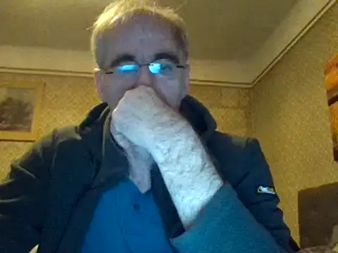 Snapshot of farock chatting on 12.20.24 farock online show from 12.20.24