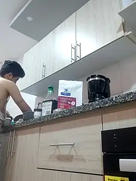 Snapshot of GamerQuinn chatting on 12.20.24 GamerQuinn online show from 12.20.24