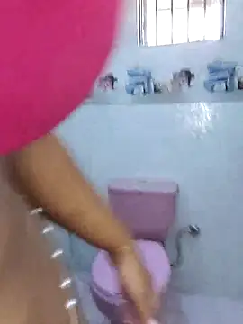 Snapshot of blackrose02 chatting on 02.16.25 blackrose02 online show from 02.16.25