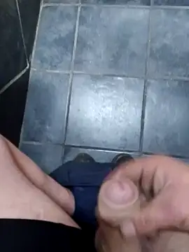 Snapshot of lekkerpeet chatting on 02.19.25 lekkerpeet online show from 02.19.25