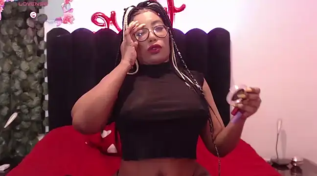 Snapshot of AmyBriiggs chatting on 03.05.25 AmyBriiggs online show from 03.05.25