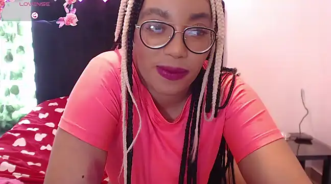 Snapshot of AmyBriiggs chatting on 03.09.25 AmyBriiggs online show from 03.09.25